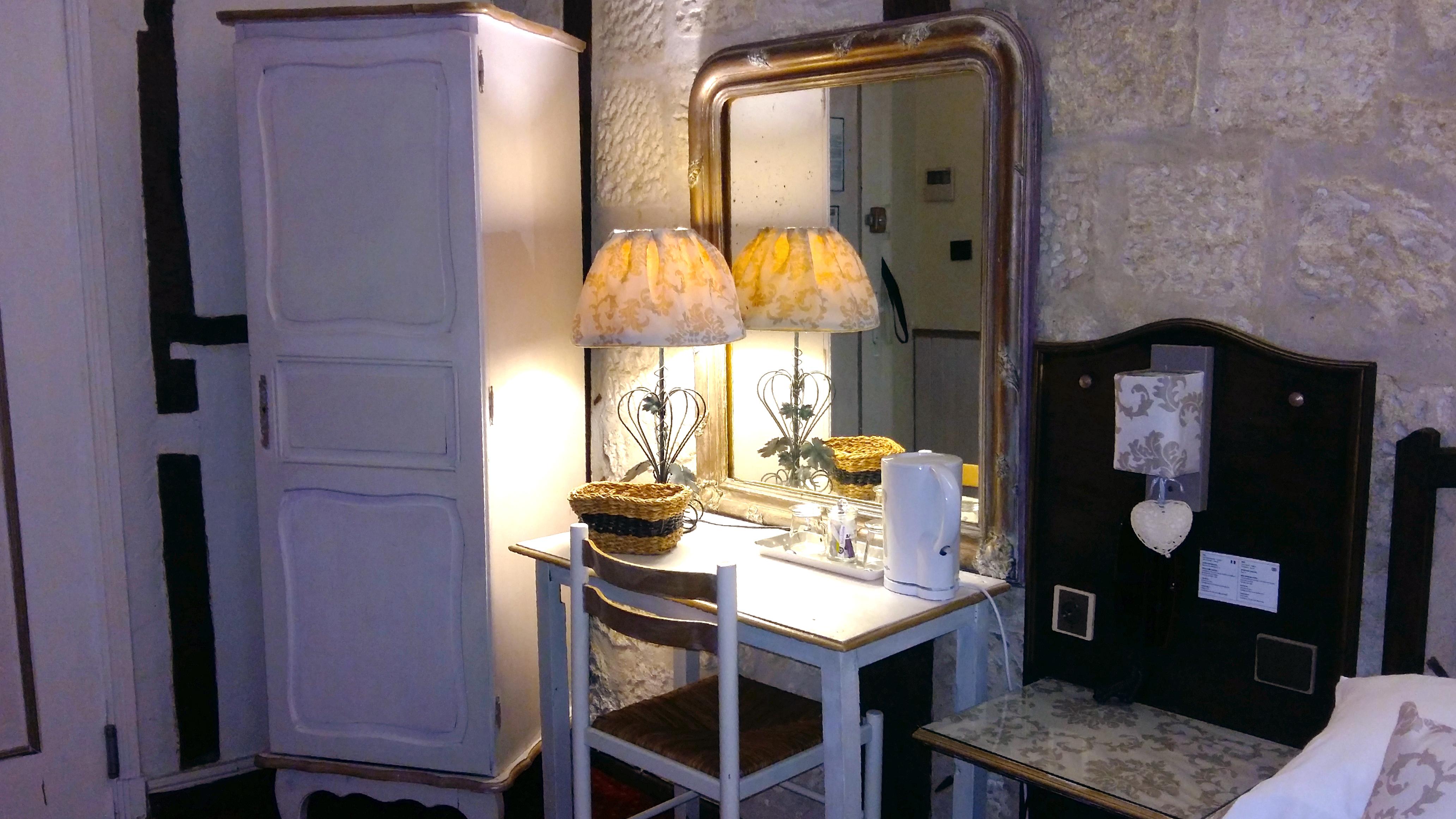 Hotel Mignon Авиньон Екстериор снимка
